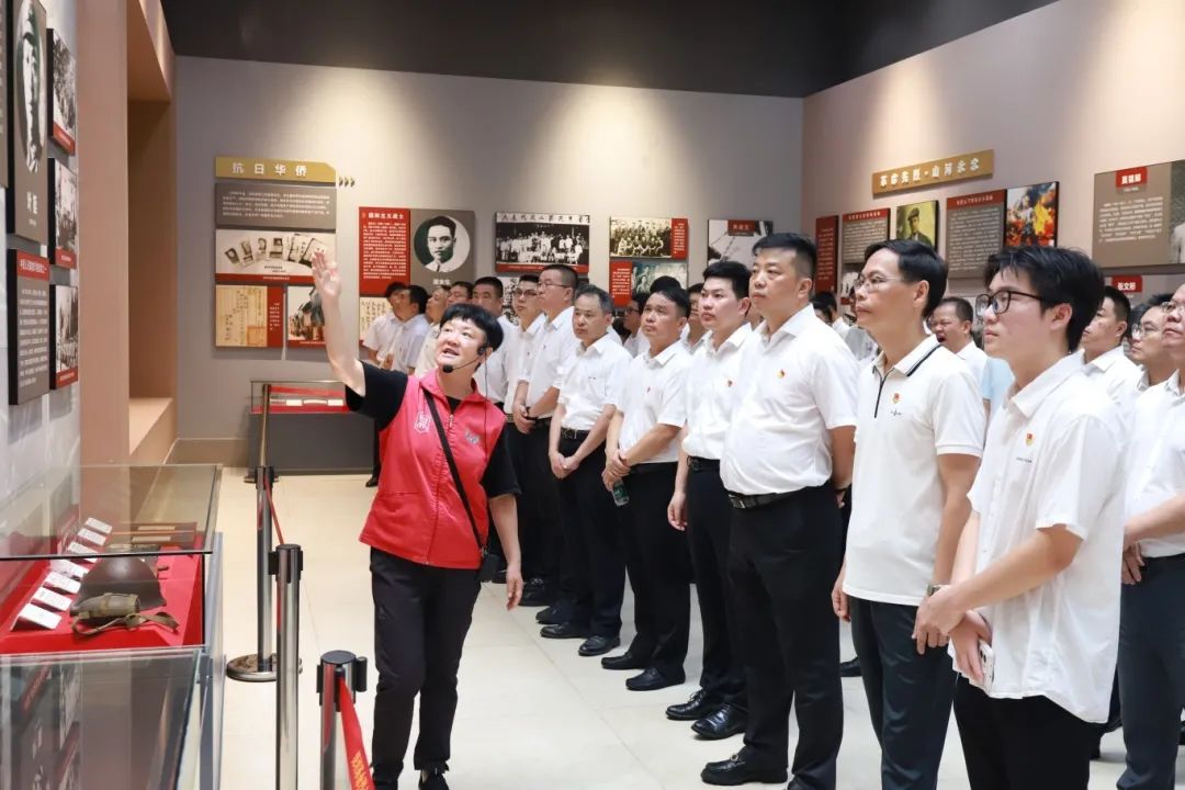 0ce1d2a344e23432bb5ecff1a61a9cb3.jpg 0ce1d2a344e23432bb5ecff1a61a9cb3.jpg